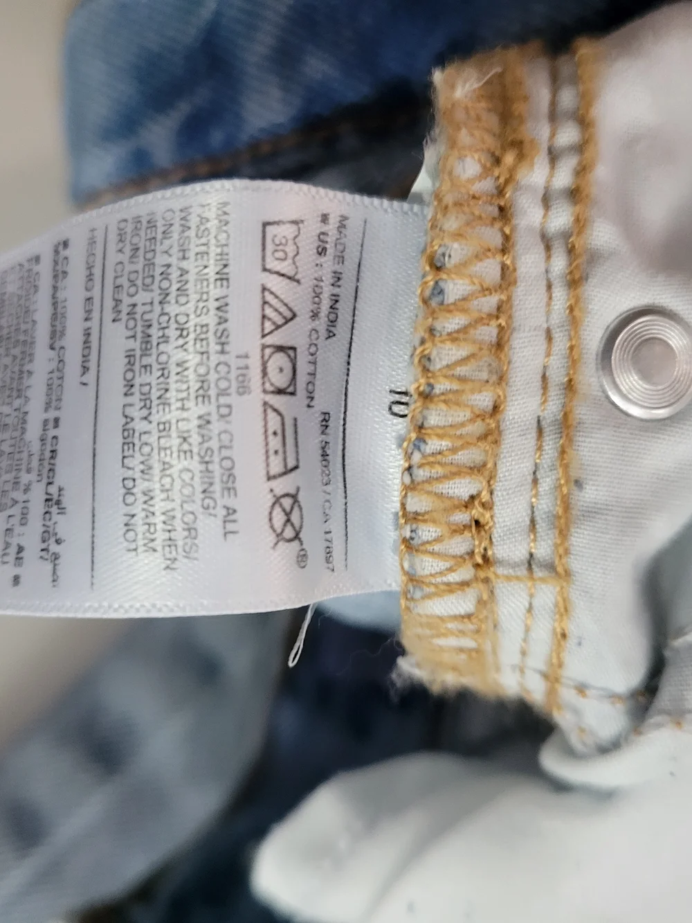Old Navy Light Blue Kids Jeans - Classic Back Pocket Style